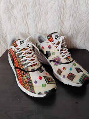 NIKE AIR MAX THEA LIBERTY OF LONDON MERLIN WOMEN SIZE 7